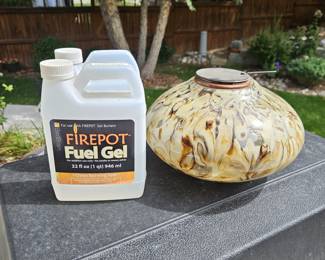 Pretty Glass FirePot for Outdoor Use - Pretty Warm Color Designs with 1 1/2 Containers of Additional Fuel Gel