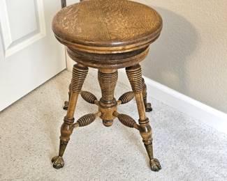 Antique Oak Piano Stool – Rotating Adjustable Seat, Turned Legs, Brass Claw & Glass Ball Feet