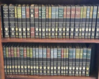  Lot 154 – Britannica’s Great Books of the Western World, Complete 54-Volume Set (Leather Bound, 1986 Printing)