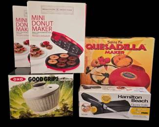 Quesadilla Maker, Mini Donut Maker, Salad Spinner, Hamilton Beach Electric Knife