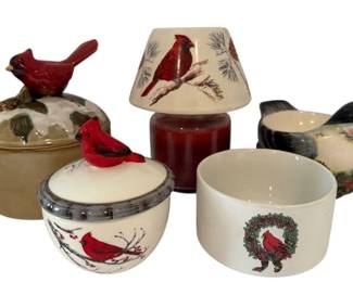Cardinal Ceramic Decor