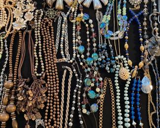 Costume jewelry 