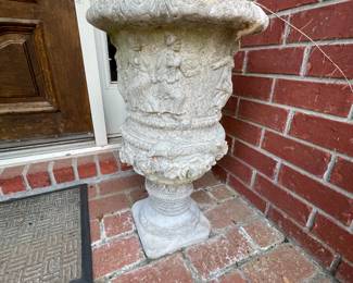 Pr of large concrete urns