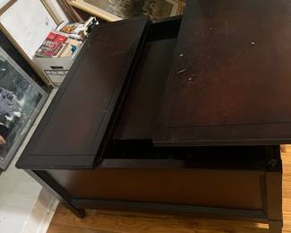 Convertible coffee table