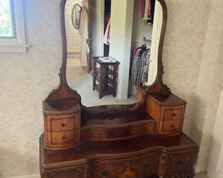 Vintage vanity by Sligh Furniture (Grand Rapids).