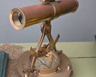 Reproduction mini telescope compass