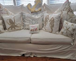 Sleeper sofa - barely used
Approx 90" long
