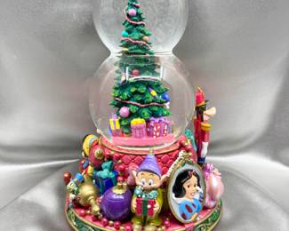 DISNEY SNOWGLOBES