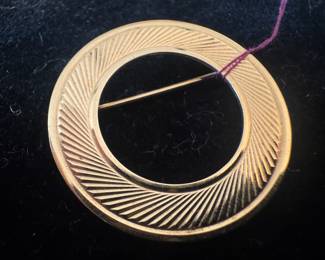 14K Gold Pin