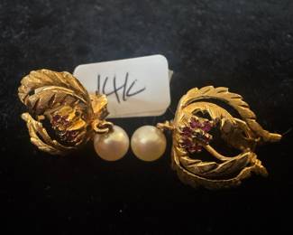 14K Gold & Pearl Earrings