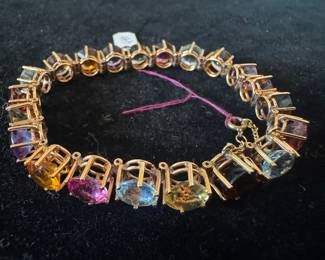 18K Gold Clasp Bracelet