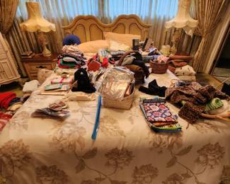 2025 Queen Bed