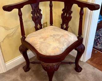 200 Chippendale Mahogany Corner Chair