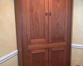 208 Early Blind Front Corner Cupboard
