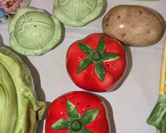 Tomato & Cabbage Salt & Pepper shakers