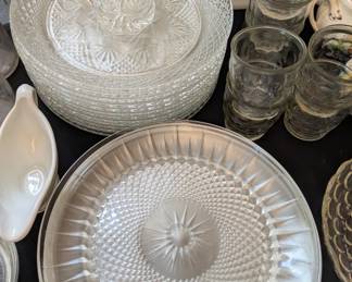 Front : vintage clear glass starburst diamond dinner plates. Back : Antique Luminarc plates and cups sets (all cups not shown here)