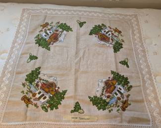 Beautiful table topper