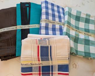 All kinds of tablecloths