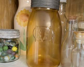1976 Reproduction Ball Amber Buffalo Jar