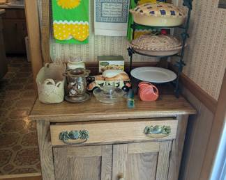 Vintage washstand