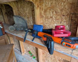Yard power tools