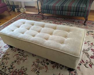 Tufted ottoman