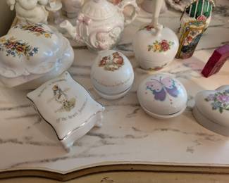 Trinket boxes