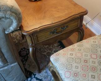 Thomasville  lamp  table   Size  is  26"  deep  x  20  1/2"  wide.  
