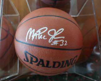 Magic Johnson signed ball