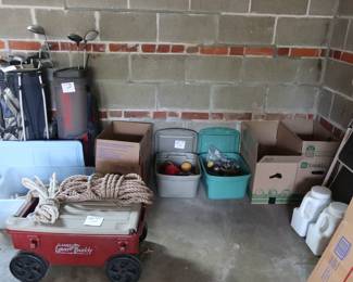 golf items and heavy duty rope