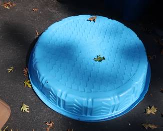 small childs swimming pool