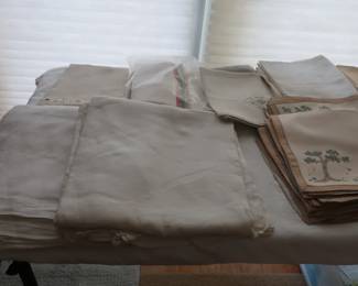 table cloths and napkins