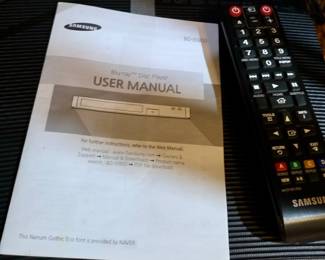 Samsung Bluray Disc Player with Remote and Manual 