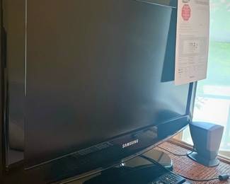 Samsung Flat Screen Television 