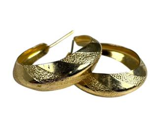 10kt Yellow Gold Tapered Hoop Earrings