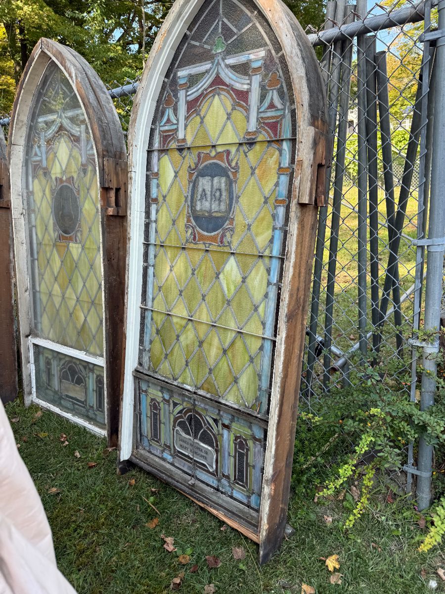 Stained glass windows from 1825 church in PA