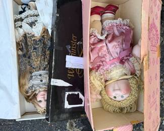 Cabbage Patch Dolls and vintage doll
