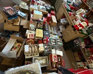 Vintage and collectible Holiday