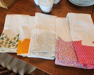 VINTAGE LINENS