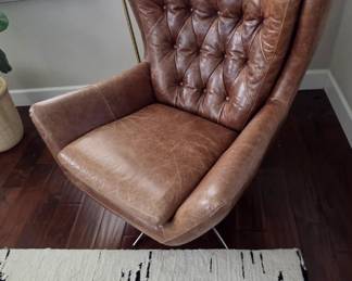 Pottery barn leather chair