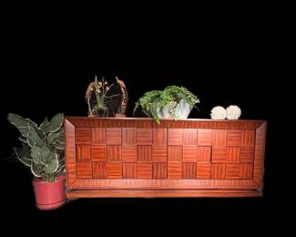 Global Views credenza / sideboard / entertainment ctr, 80" x 18" x 32"