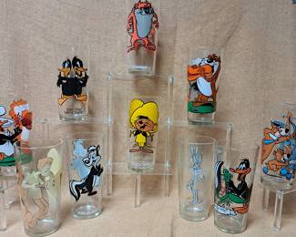 LOONEY TUNE GLASSES