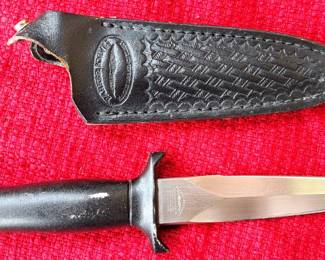 KNIFE