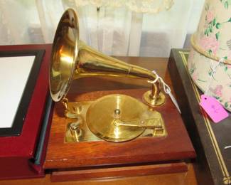 Brass music player