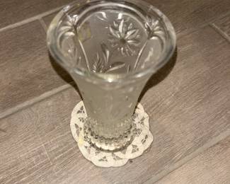 Small flower vase - etched glass 