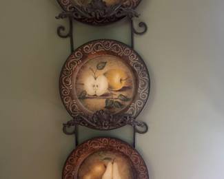 Wrought iron plate holder 