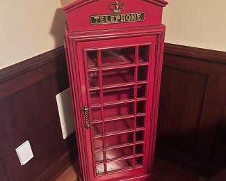 Red British telephone booth cabinet