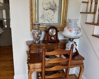 Vintage desk with drawers