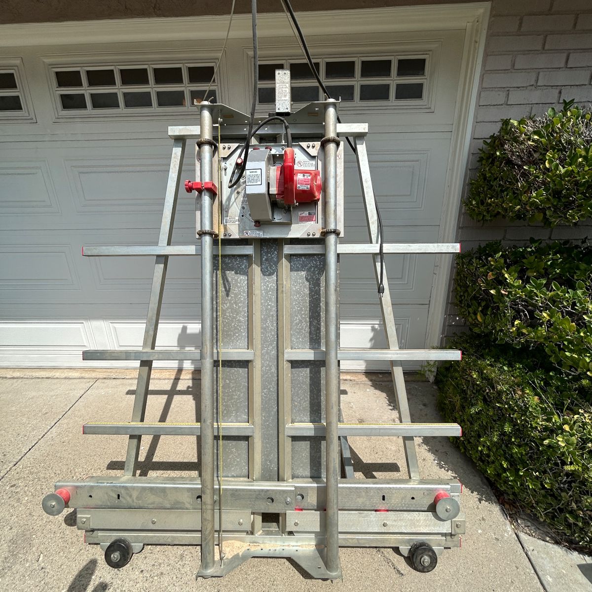 Milwaukee 8 Foot Saw