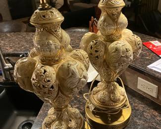 Pair of Capodimonte vintage lamps !